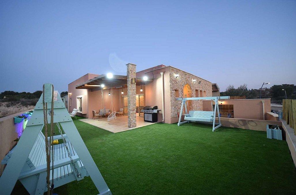 אצולת אירופה מרכז  7  נופש - וי פור ויקיישן - V for Vacation