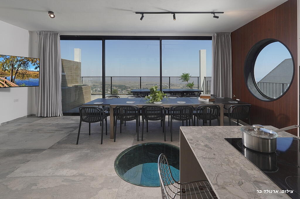 וילה סירקל – Villa Circle צפון  13  נופש - וי פור ויקיישן - V for Vacation