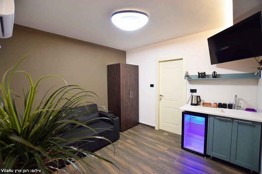 וילה איידר ויליג' צפון  12  נופש - וי פור ויקיישן - V for Vacation