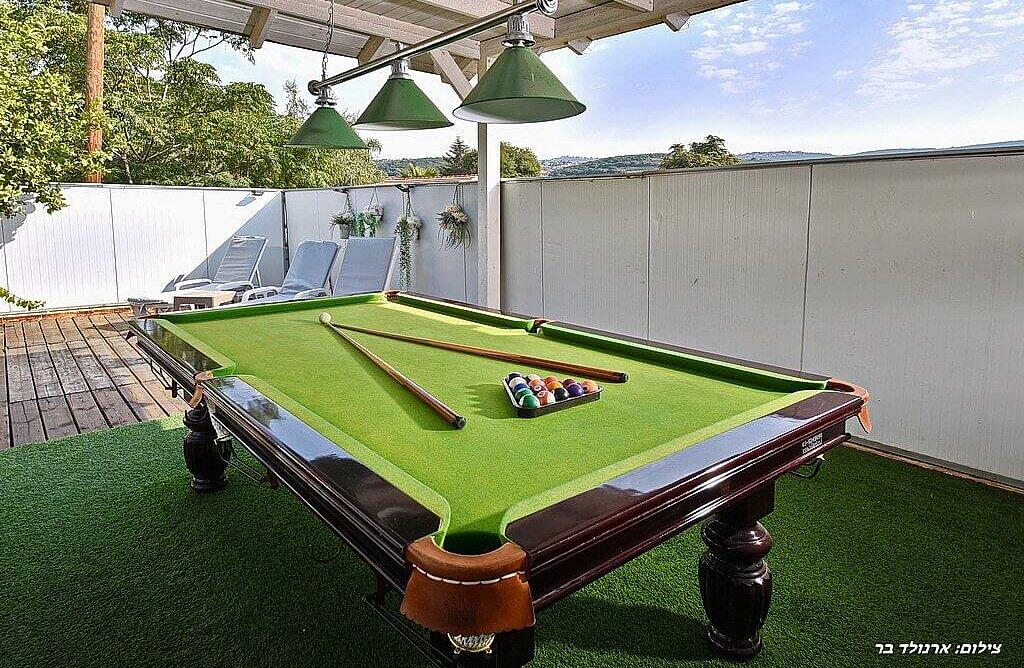 אחוזת קריסטל צפון  18  נופש - וי פור ויקיישן - V for Vacation