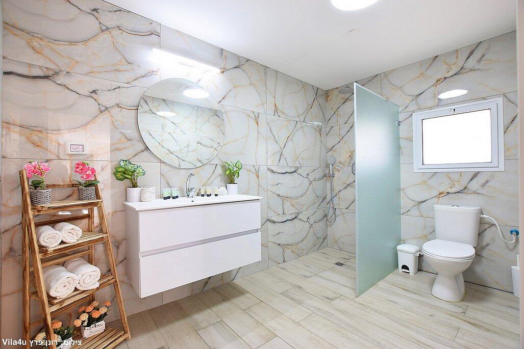 סאן סוויט צפון  15  נופש - וי פור ויקיישן - V for Vacation