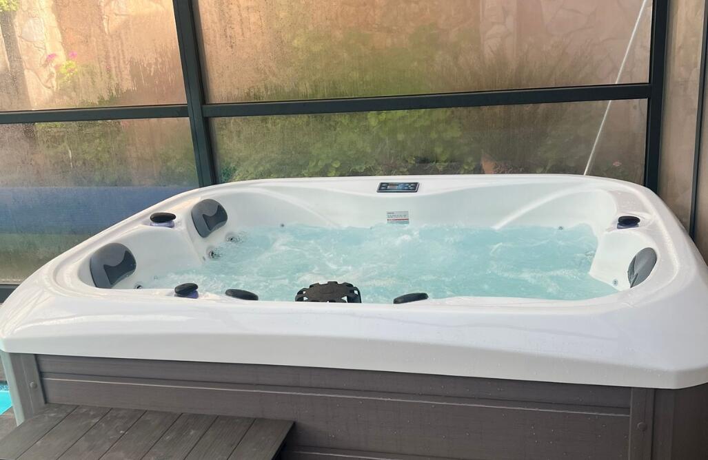 סוויטת הרמס צפון  13  נופש - וי פור ויקיישן - V for Vacation