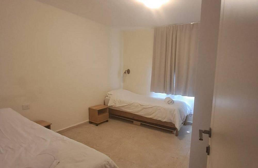 אחוזת דלתון צפון  19  נופש - וי פור ויקיישן - V for Vacation