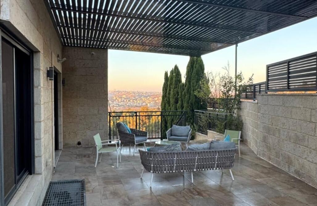 וילה נווה שמואל אינדיגו מרכז  4  נופש - וי פור ויקיישן - V for Vacation