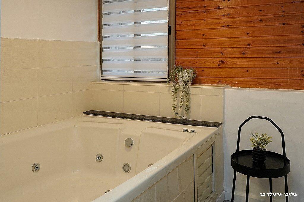 אחוזת הלל צפון  41  נופש - וי פור ויקיישן - V for Vacation