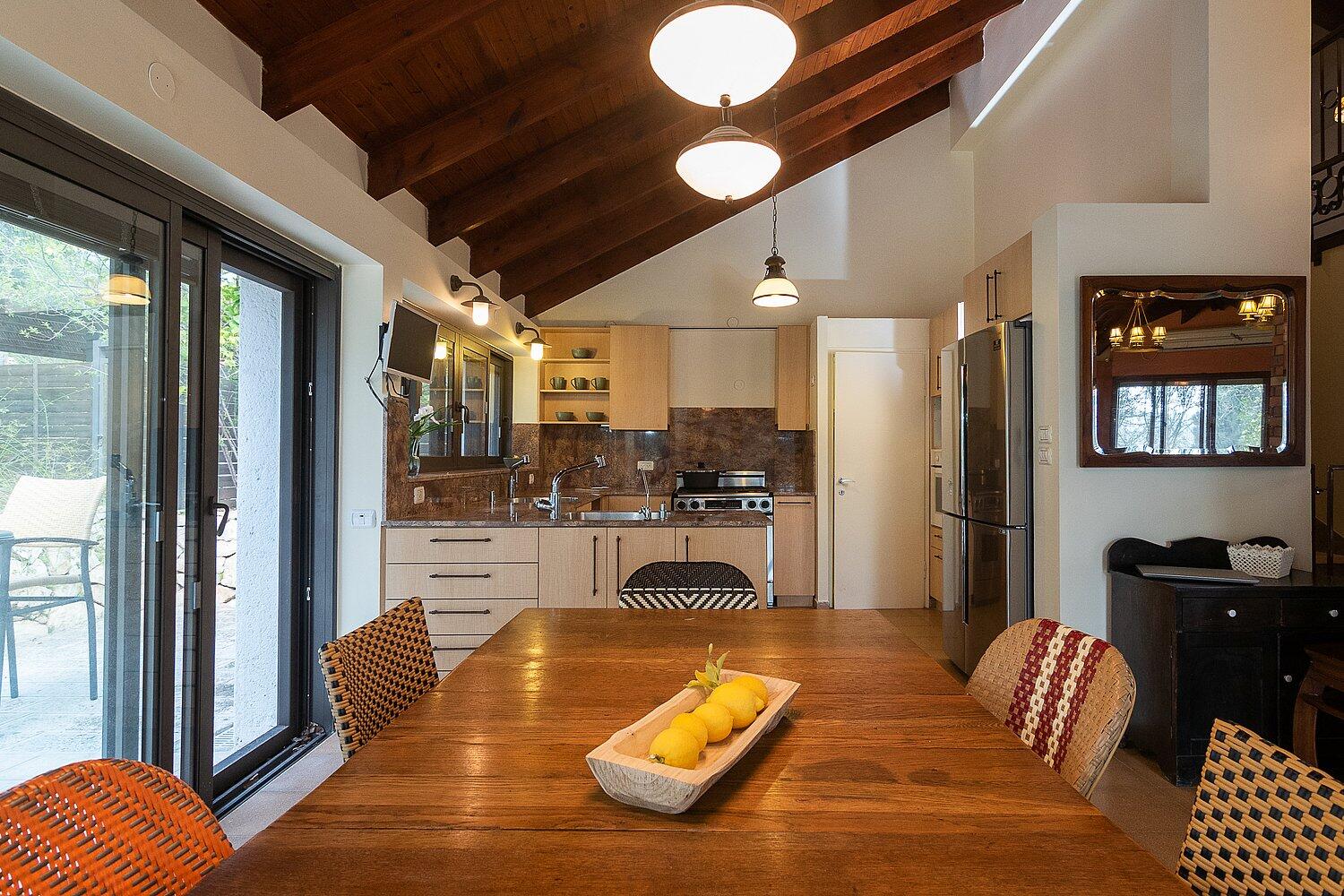 וילה בית זית מרכז  11  נופש - וי פור ויקיישן - V for Vacation