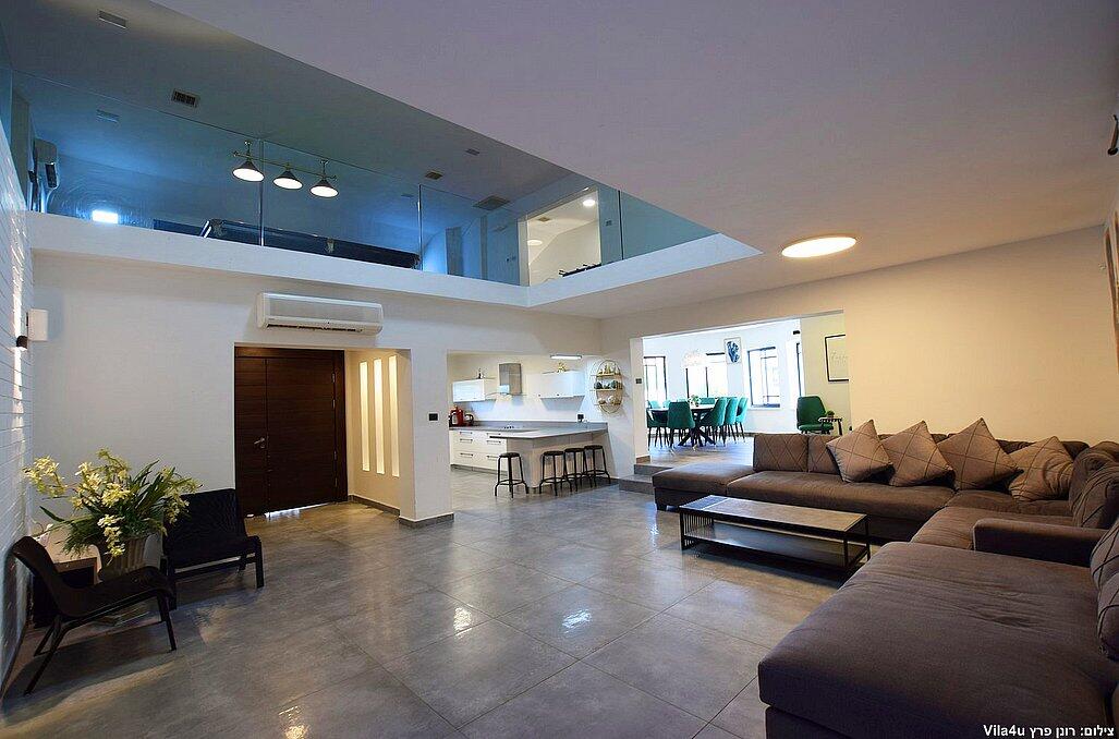 וילה קאסה רויאל צפון  18  נופש - וי פור ויקיישן - V for Vacation