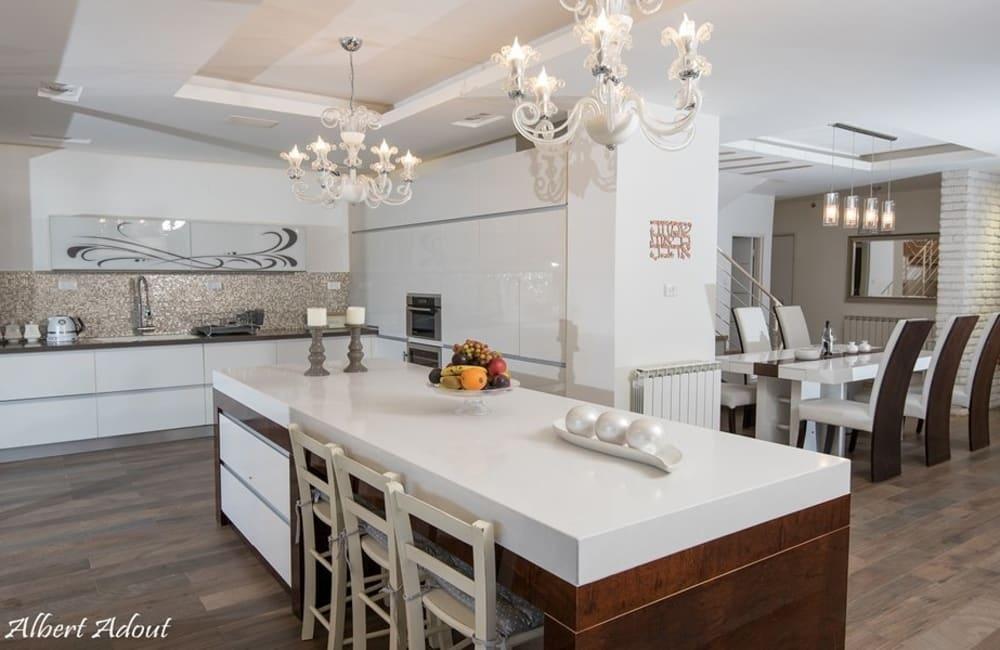 אחוזת הנרקיס 42 צפון  10  נופש - וי פור ויקיישן - V for Vacation