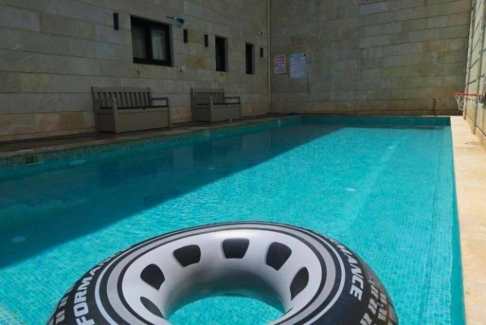וילה רויאל ירושלים מרכז  7  נופש - וי פור ויקיישן - V for Vacation