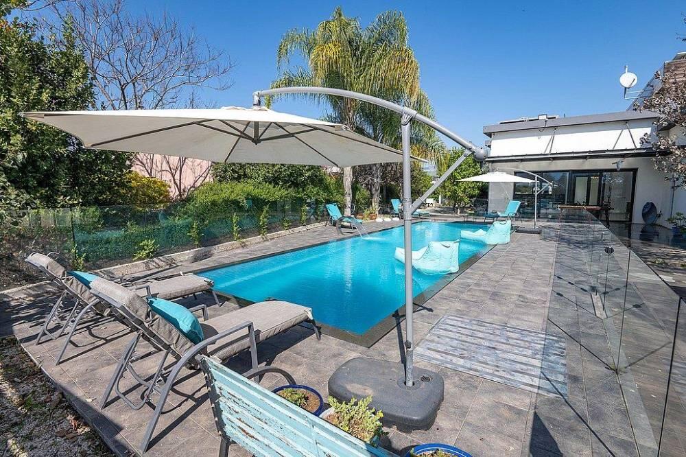 וילה שירת הנחל צפון  24  נופש - וי פור ויקיישן - V for Vacation