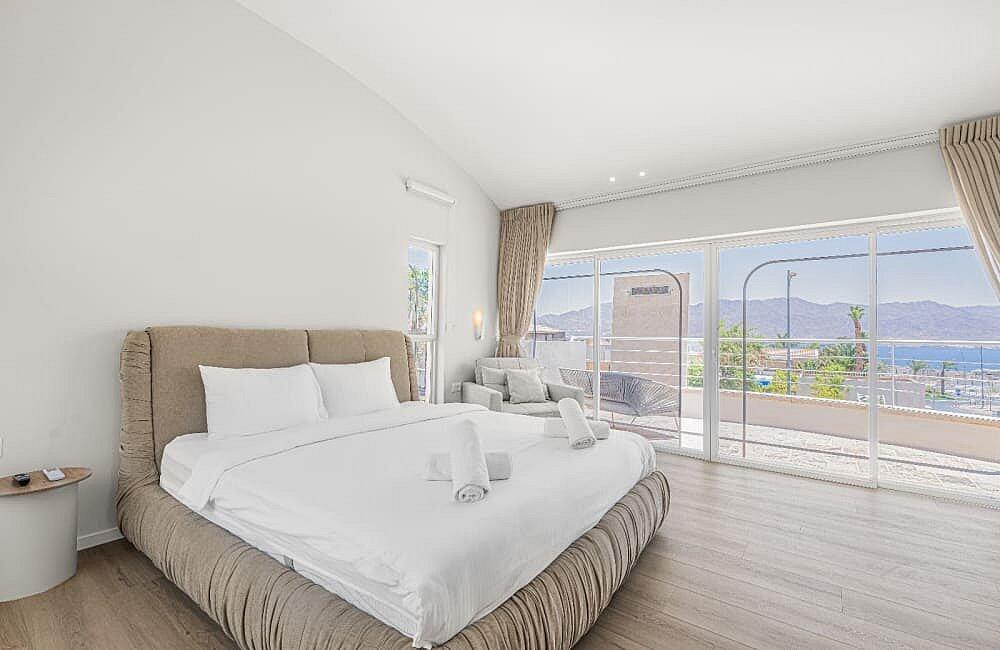 וילה קטלינה דרום  11  נופש - וי פור ויקיישן - V for Vacation