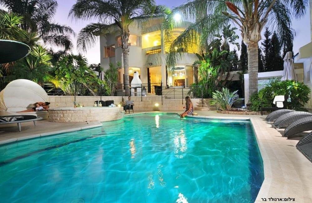 וילה קסטלו צפון  31  נופש - וי פור ויקיישן - V for Vacation