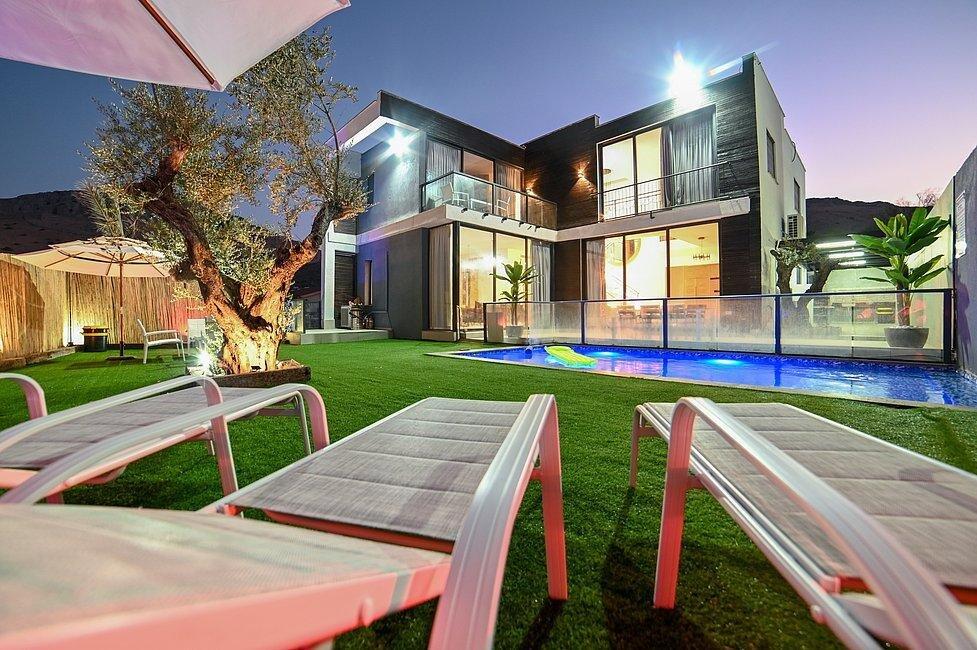 וילה V מגדל צפון  48  נופש - וי פור ויקיישן - V for Vacation