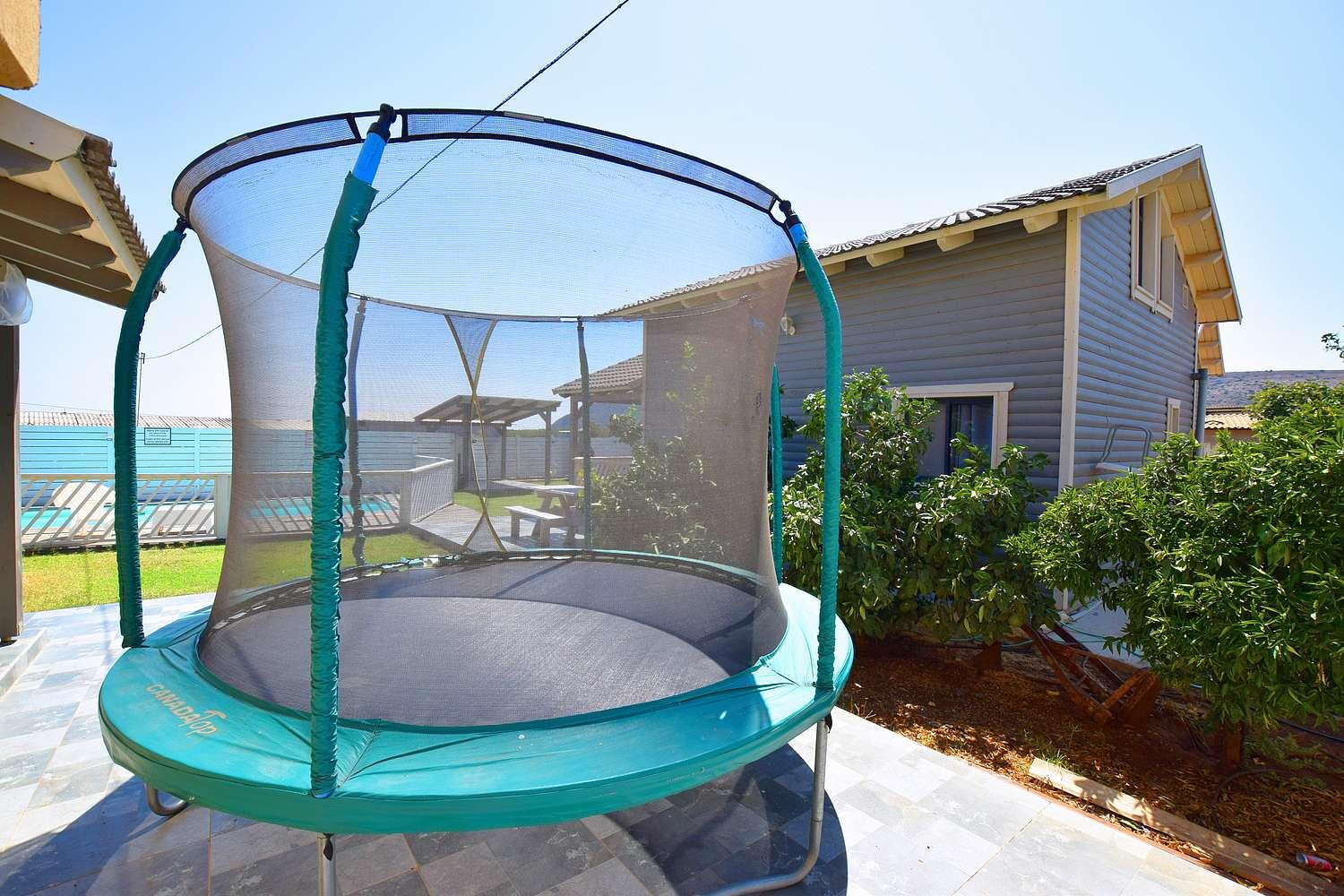 קסם באופק צפון  4  נופש - וי פור ויקיישן - V for Vacation