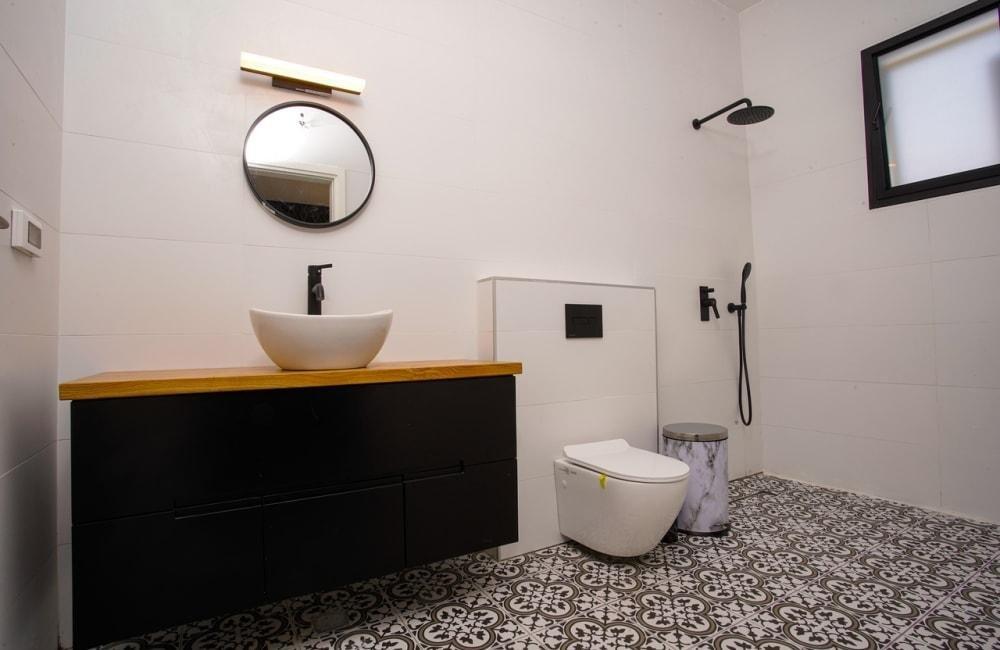 אמילי סוויטות אירוח צפון  27  נופש - וי פור ויקיישן - V for Vacation