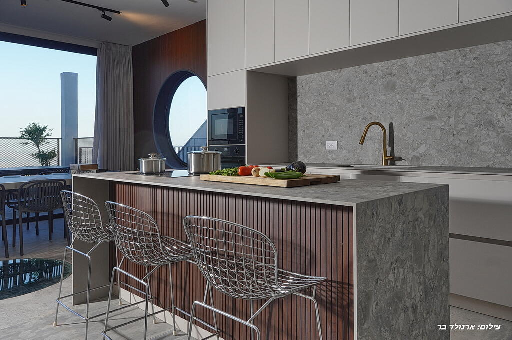 וילה סירקל – Villa Circle צפון  43  נופש - וי פור ויקיישן - V for Vacation