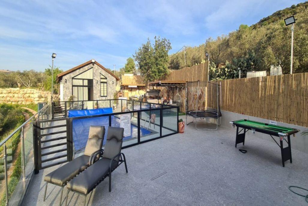 מצפה הצוקים צפון  3  נופש - וי פור ויקיישן - V for Vacation