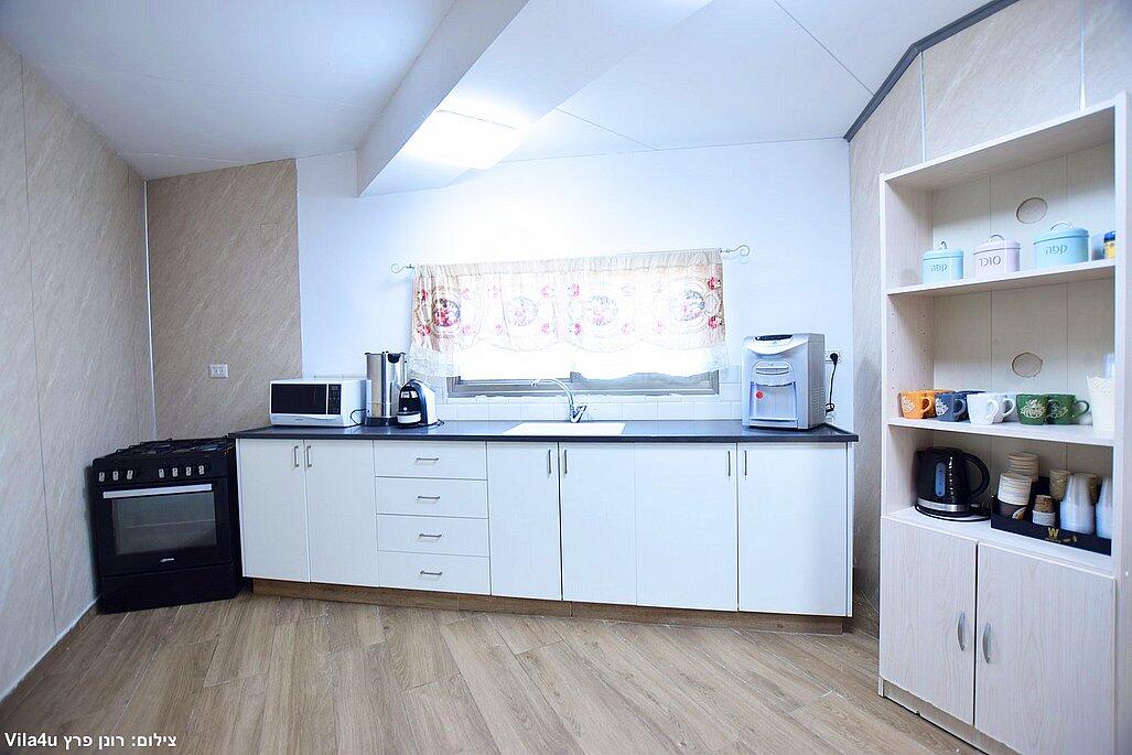 אירוח גלילי ירכא צפון  13  נופש - וי פור ויקיישן - V for Vacation