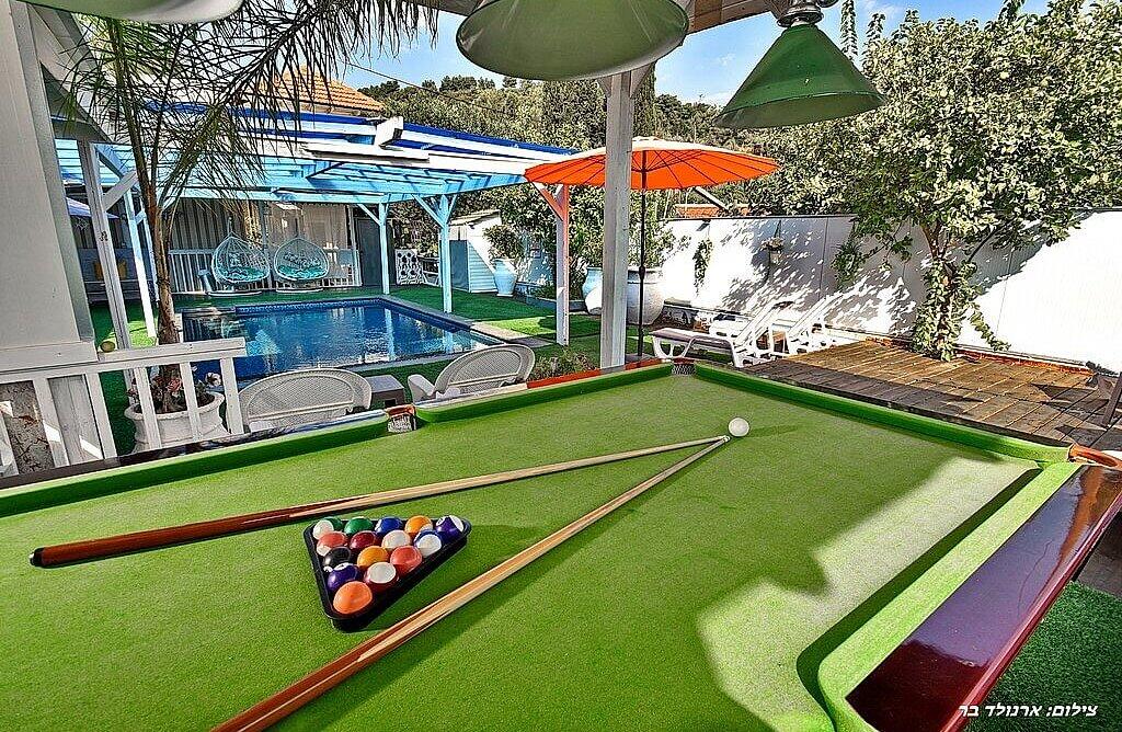 אחוזת קריסטל צפון  5  נופש - וי פור ויקיישן - V for Vacation