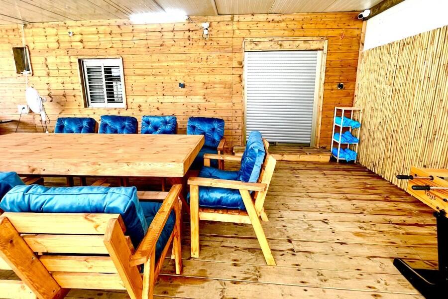 בשדות של המושב דרום  7  נופש - וי פור ויקיישן - V for Vacation