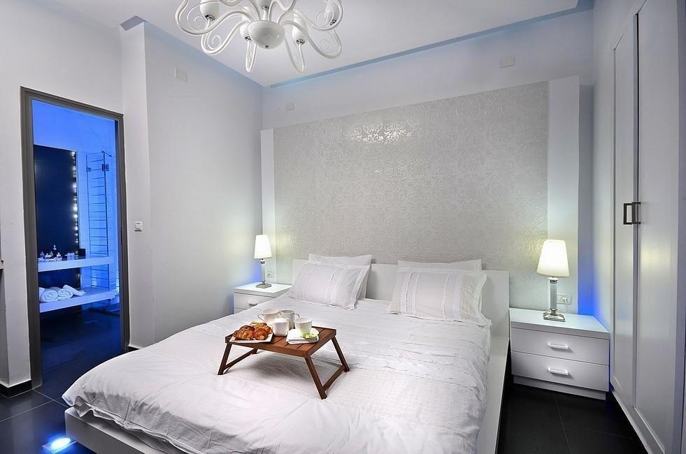 סוויטות כחול לבן ובקתות אגם צפון  9  נופש - וי פור ויקיישן - V for Vacation