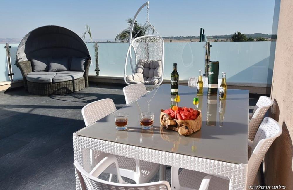 וילה מאיורי בוטיק צפון  18  נופש - וי פור ויקיישן - V for Vacation