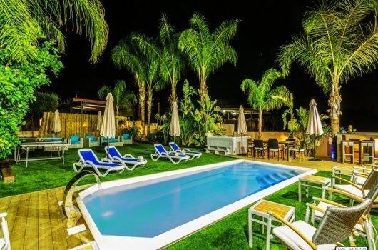 וילה אקסודוס מרכז  11  נופש - וי פור ויקיישן - V for Vacation