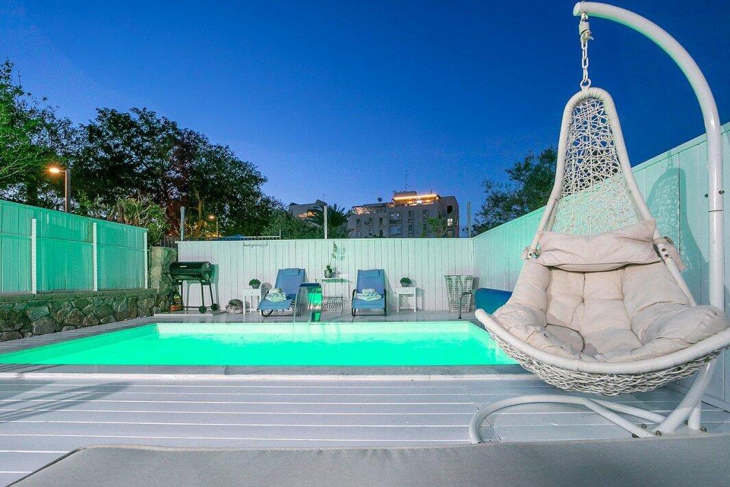 וילה יושי ריזורט דרום  2  נופש - וי פור ויקיישן - V for Vacation