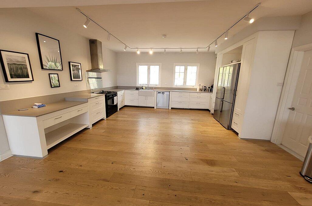 וילה ליאור מרכז  4  נופש - וי פור ויקיישן - V for Vacation