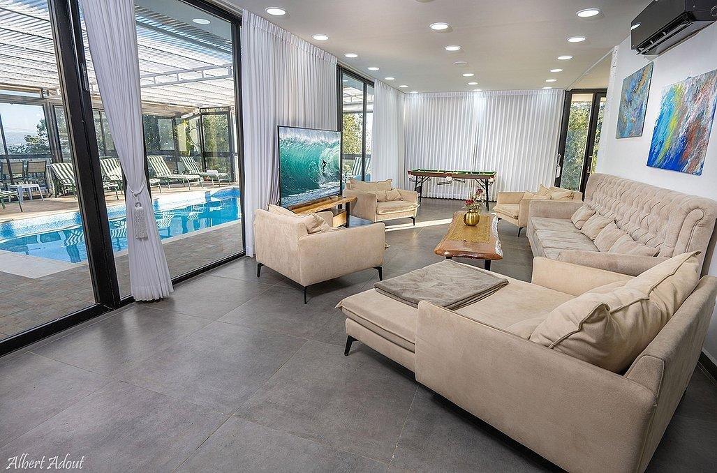 מתחם אירוח מיכאל צפון  11  נופש - וי פור ויקיישן - V for Vacation