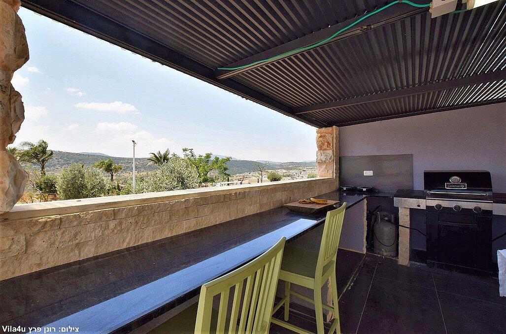 אחוזת האור צפון  9  נופש - וי פור ויקיישן - V for Vacation