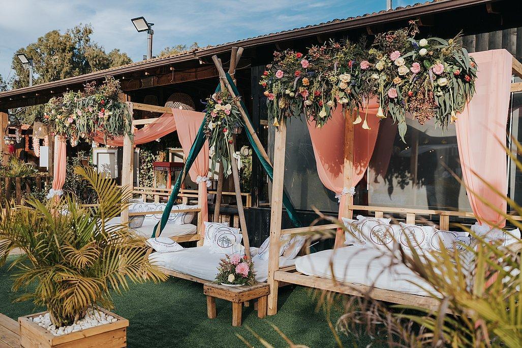 משק 17 מרכז  9  נופש - וי פור ויקיישן - V for Vacation