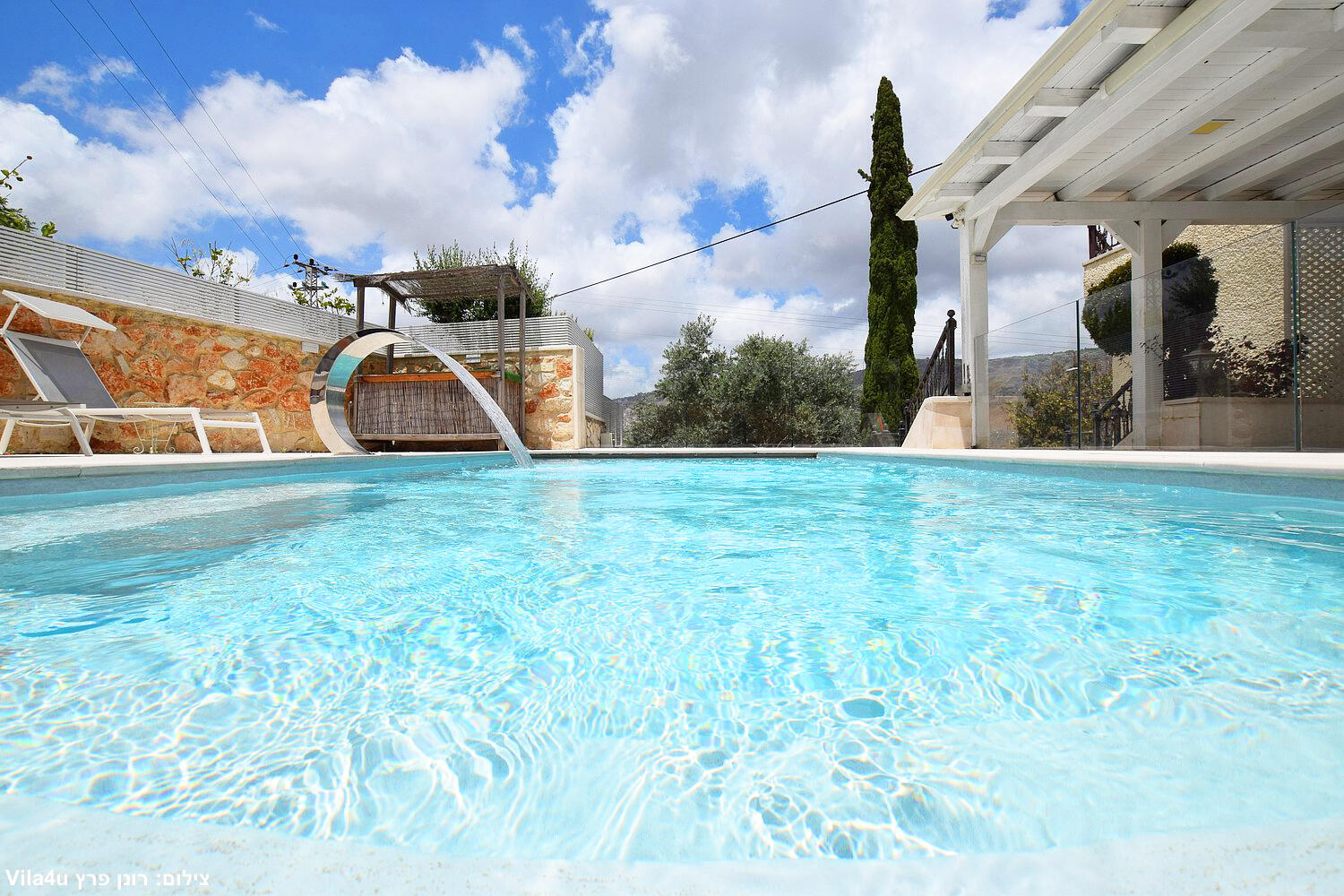 סוויטות רומאנס צפון  45  נופש - וי פור ויקיישן - V for Vacation