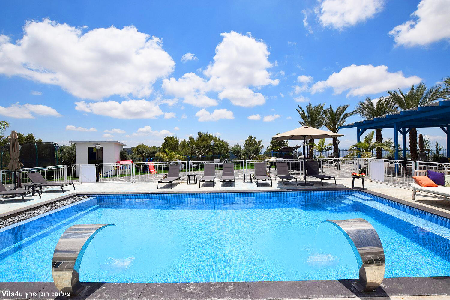 אחוזת מיקונוס ירכא צפון  29  נופש - וי פור ויקיישן - V for Vacation