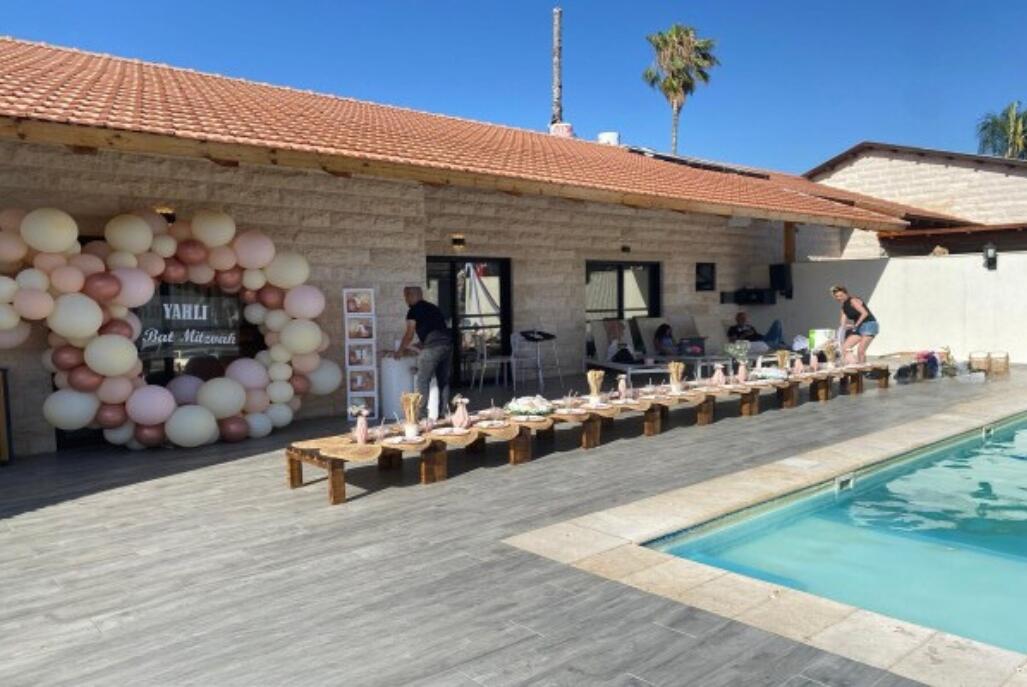 אחוזת רפאלי מרכז  11  נופש - וי פור ויקיישן - V for Vacation