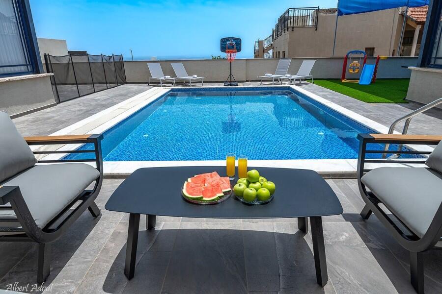 אחוזת לידר צפון  22  נופש - וי פור ויקיישן - V for Vacation