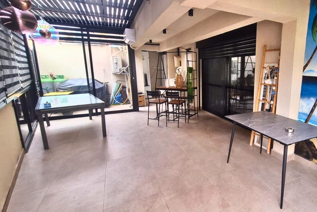 החצר בטיילת - אירועים ליד הים מרכז  21  לופט 4 יו