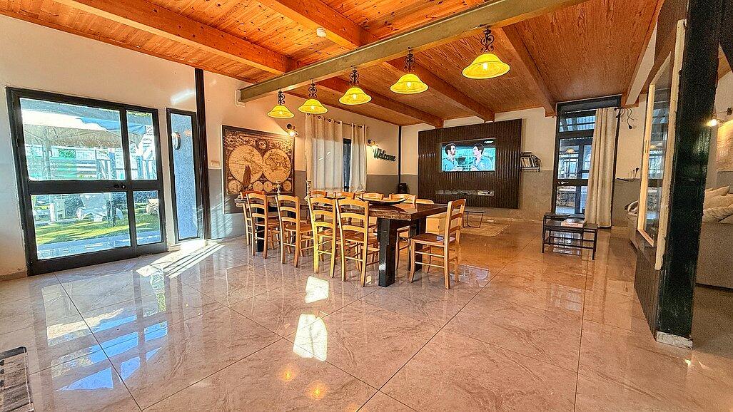 וילה לאונרדו בטבע צפון  6  נופש - וי פור ויקיישן - V for Vacation