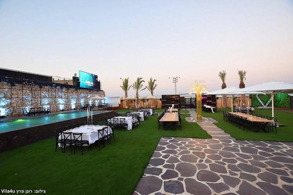 אמיליה איוונטס מרכז  15  לופט 4 יו