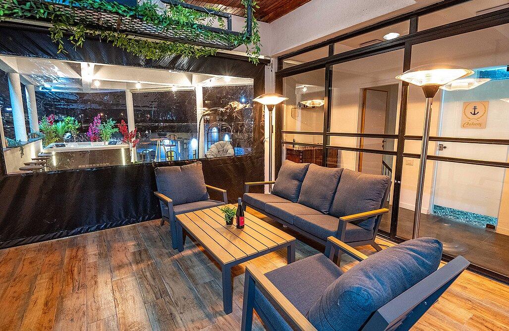 הפנטהאוז של תל אביב מרכז  2  נופש - וי פור ויקיישן - V for Vacation