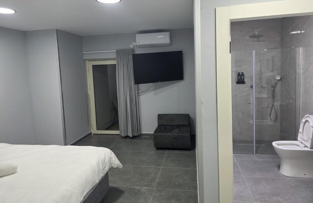 וילה קינג בוטיק צפון  7  נופש - וי פור ויקיישן - V for Vacation