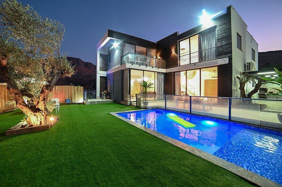 וילה V מגדל צפון  9  נופש - וי פור ויקיישן - V for Vacation