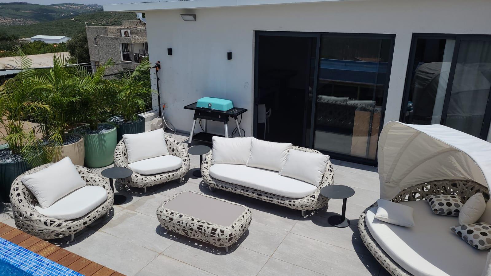 וילה קינג רפאל צפון  22  נופש - וי פור ויקיישן - V for Vacation