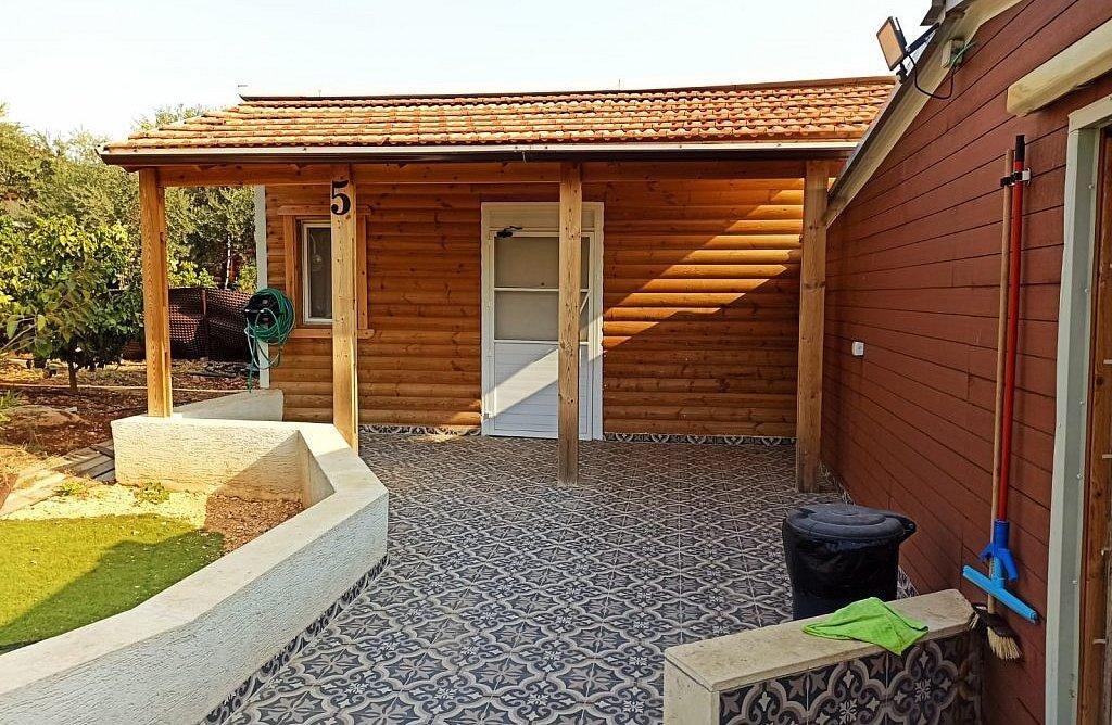 סופת הכלניות צפון  24  נופש - וי פור ויקיישן - V for Vacation