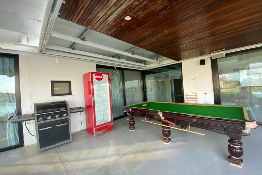 אחוזה 14 מרכז  20  נופש - וי פור ויקיישן - V for Vacation