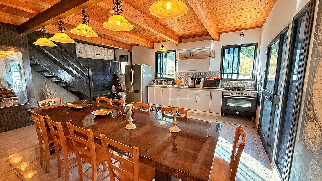 וילה לאונרדו בטבע צפון  9  נופש - וי פור ויקיישן - V for Vacation