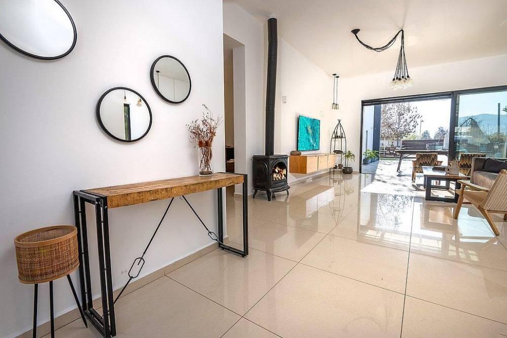 וילה שירת הנחל צפון  12  נופש - וי פור ויקיישן - V for Vacation