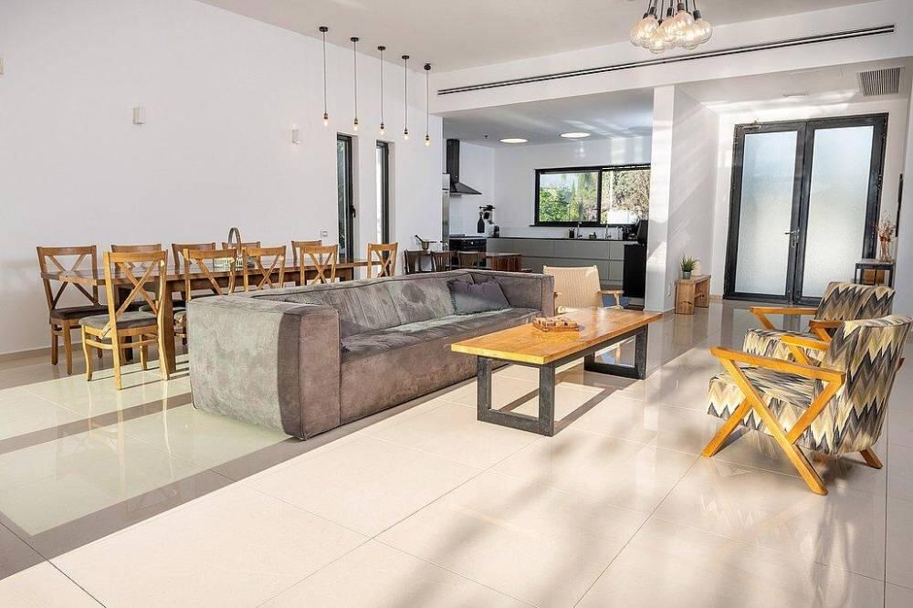 וילה שירת הנחל צפון  28  נופש - וי פור ויקיישן - V for Vacation