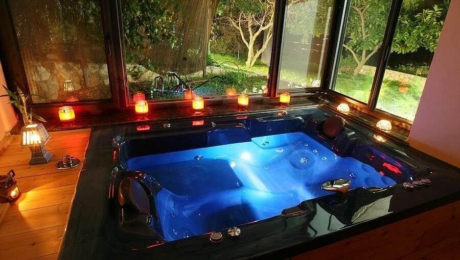 שוויץ באמירים- צימרים וספא צפון  6  נופש - וי פור ויקיישן - V for Vacation