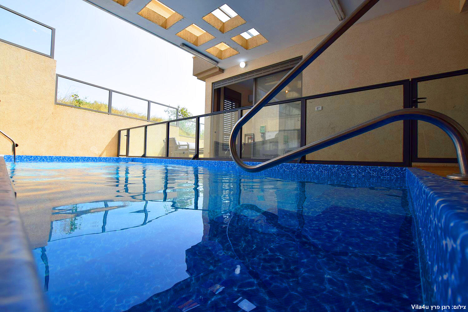 וילה נופש מול כנרת צפון  22  נופש - וי פור ויקיישן - V for Vacation